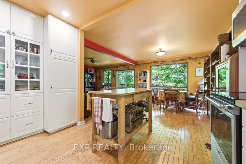 2205 Calabogie Road