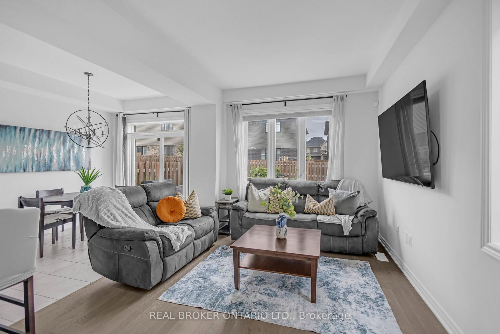 Listing Image 7