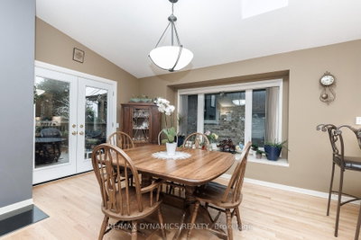 53 Mountain Street • St. Catharines, ON photo 9