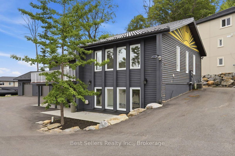 2 - 56 Florence Street W