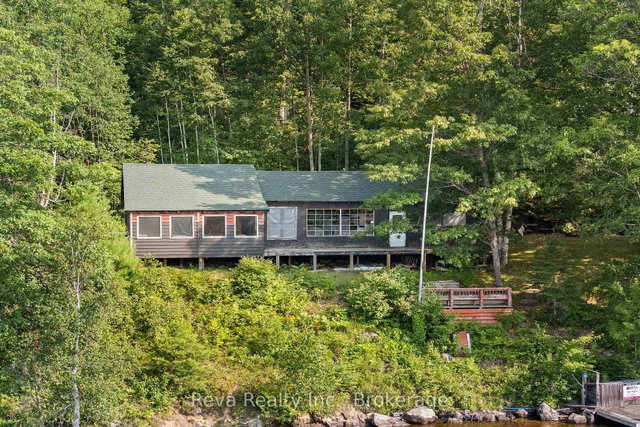 743 Baptiste Lake North Shore