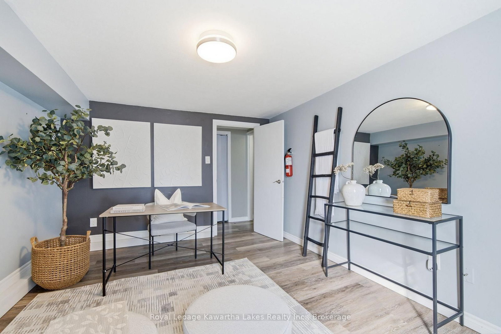 449 N William Street • Kawartha Lakes, ON photo 38
