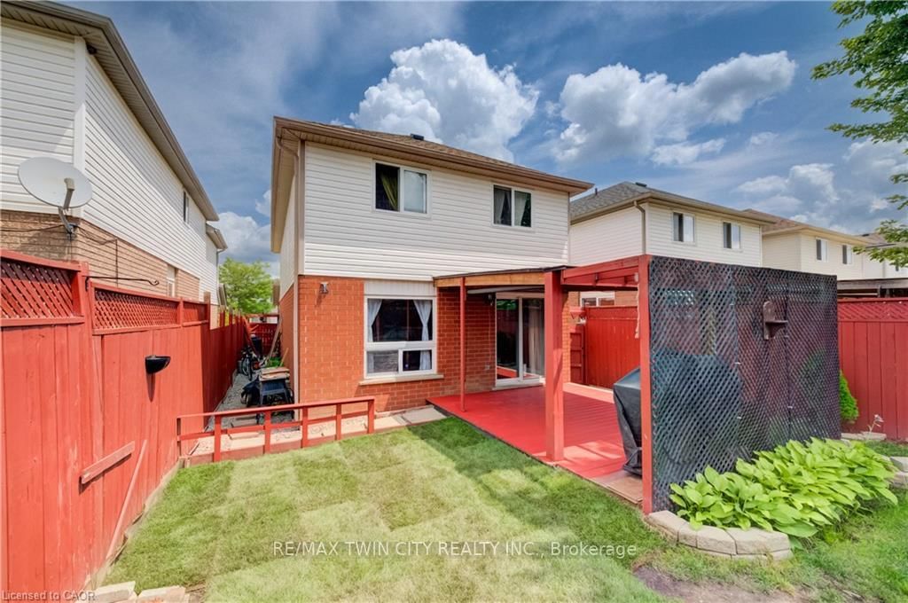 27 BRIDLEWREATH Street • Kitchener, ON photo 36