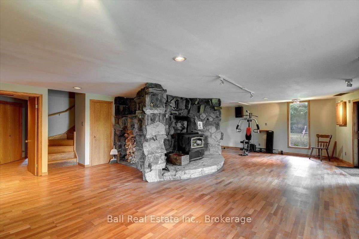 1608 Tusk Trail • Dysart et al, ON photo 24