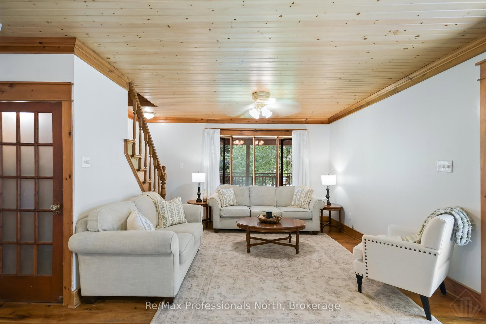 1658 Housey's Rapids Road • Gravenhurst, ON photo 8