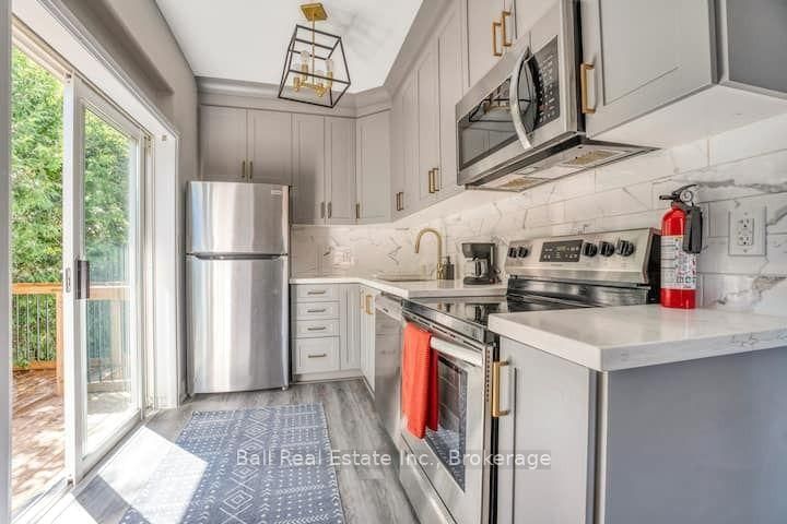 4 - 291 Stewart Street