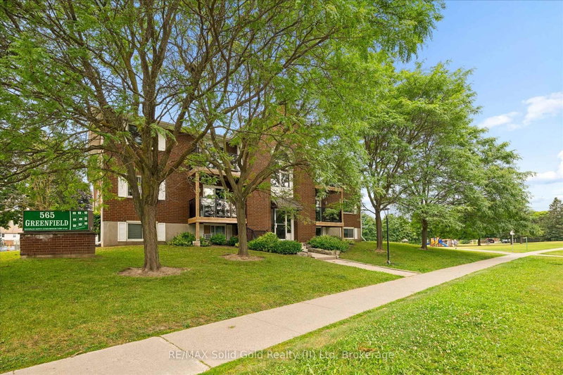 912 - 565 Greenfield Avenue