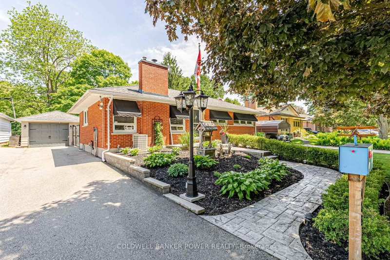 468 Jellicoe Crescent