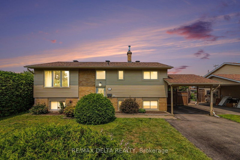 331 Roxdale Avenue