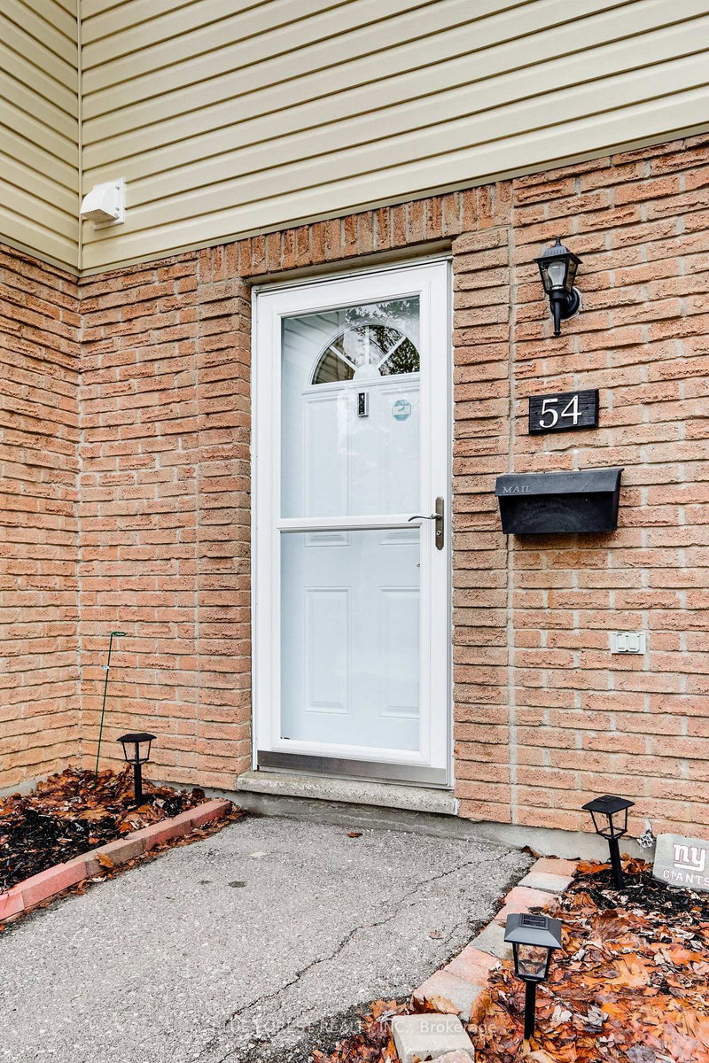 54 - 166 Southdale Road W W