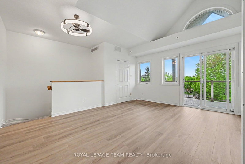 K - 251 CRESTWAY Drive