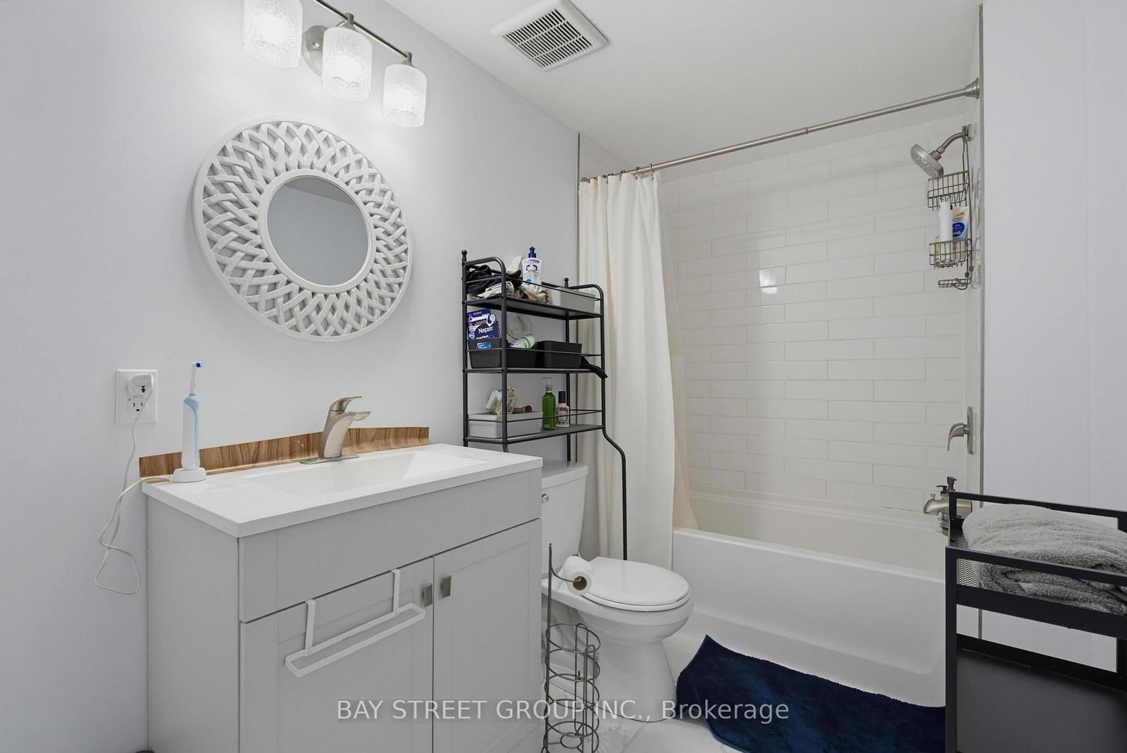 213 HAWTHORNE Road • London North, ON photo 34