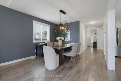 213 HAWTHORNE Road • London North, ON photo 8