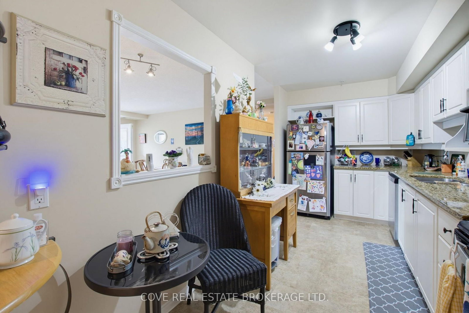 Listing Image 7