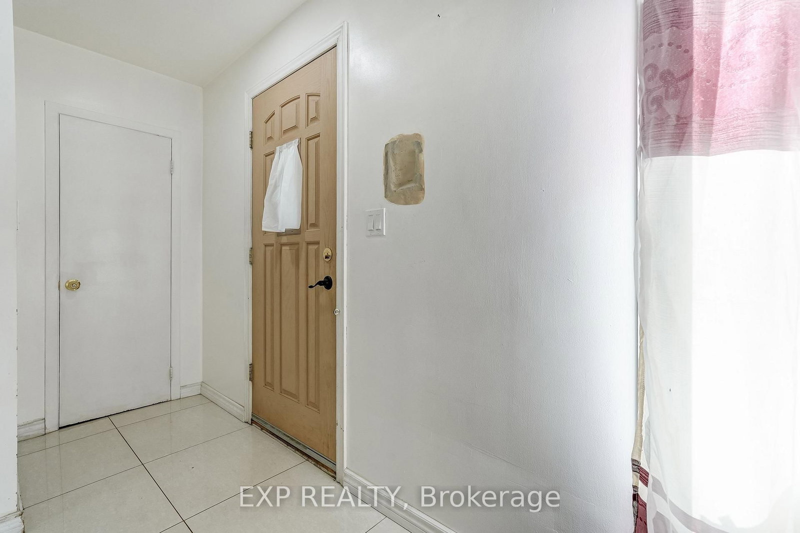 208 West 19th Street • Hamilton, ON photo 6