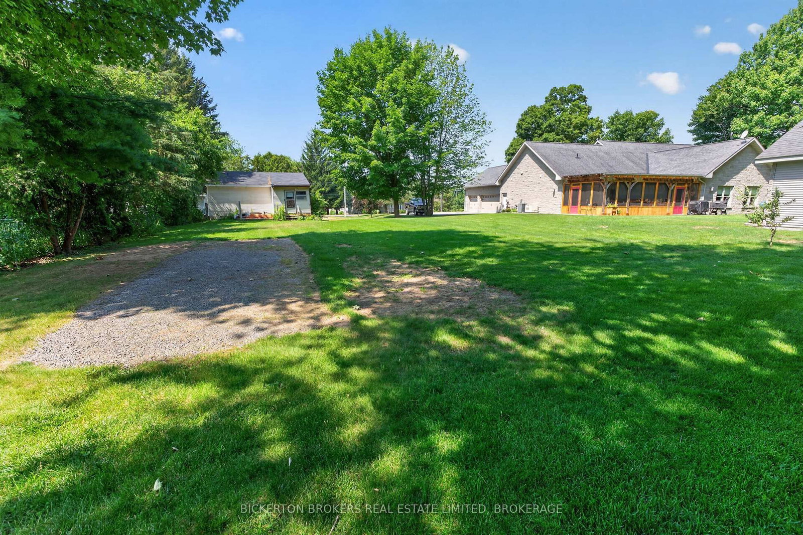 449 N Charles Street • Gananoque, ON photo 14
