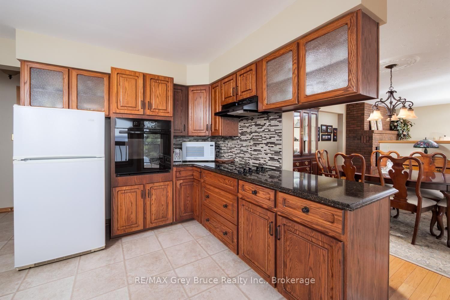 491 Balmy Beach Road • Georgian Bluffs, ON photo 14