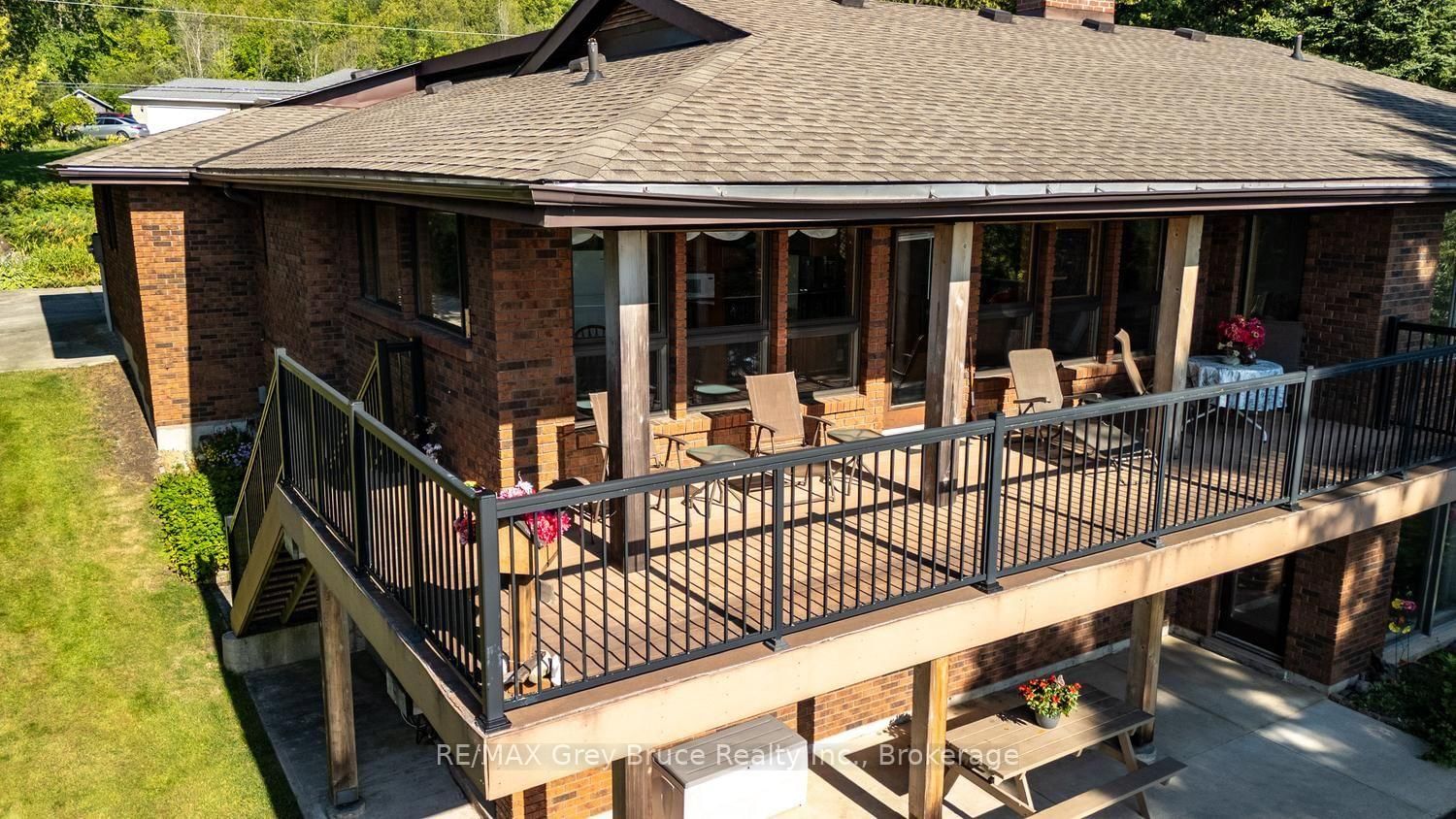 491 Balmy Beach Road • Georgian Bluffs, ON photo 17
