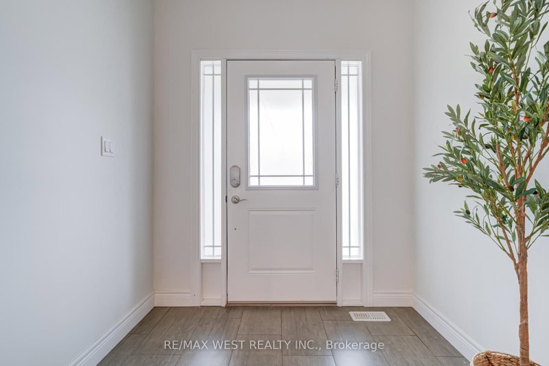 270 Dalgleish Trail
