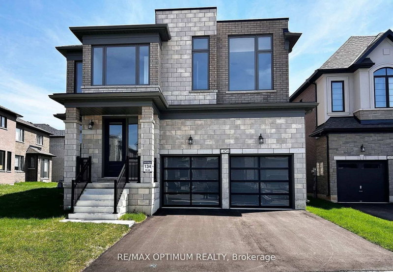 1454 Upper Thames Drive