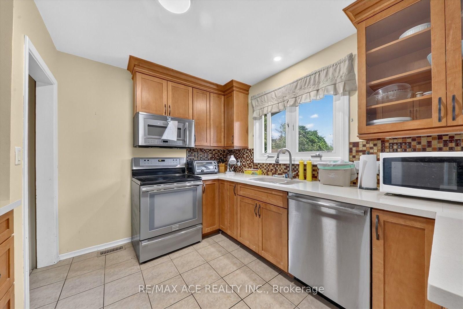 18 Heneage Street • Port Hope, ON photo 15