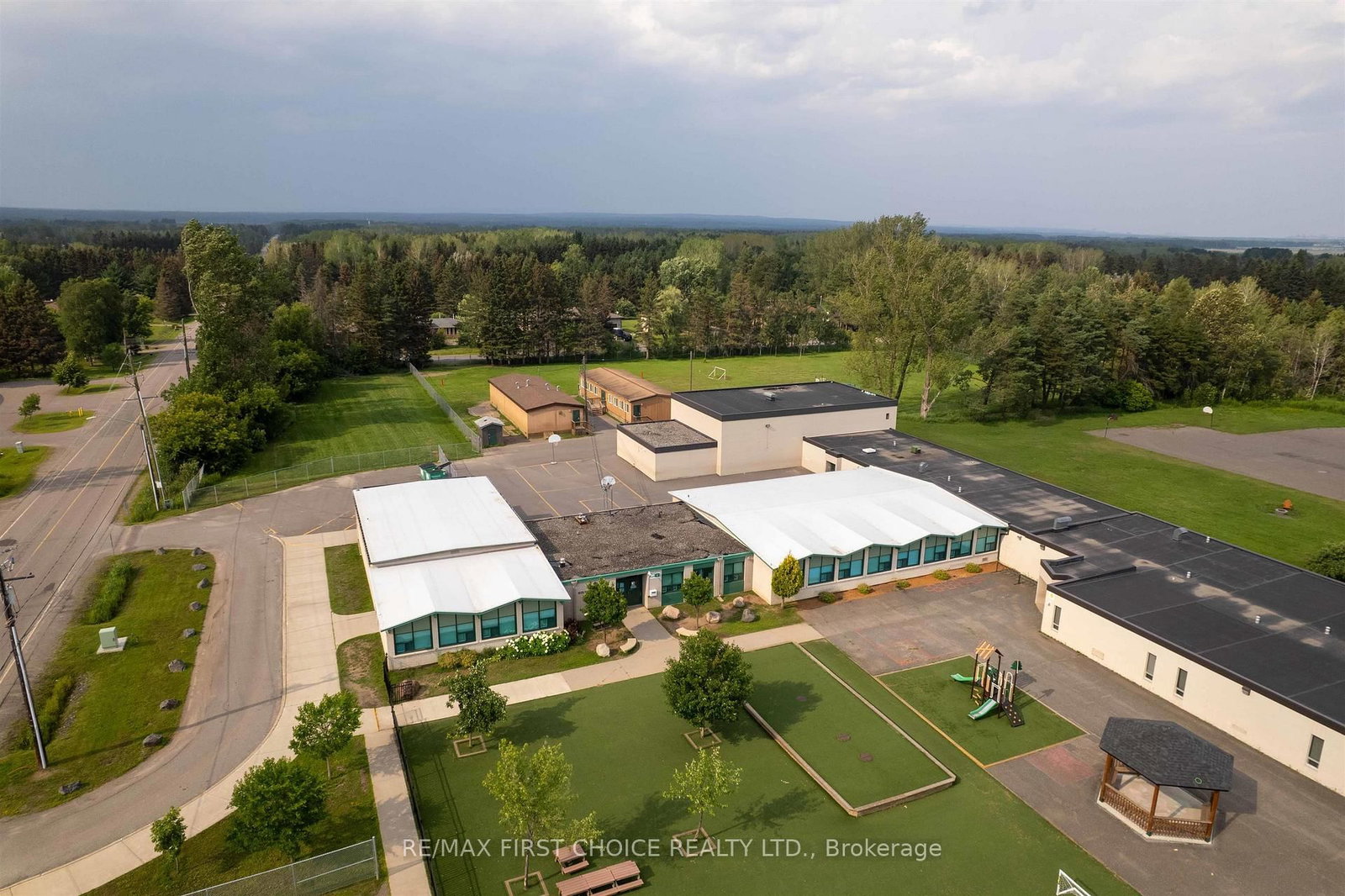 2089 Otway Street • Thunder Bay, ON photo 11