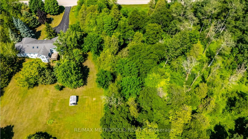 8232 Concession Road 12