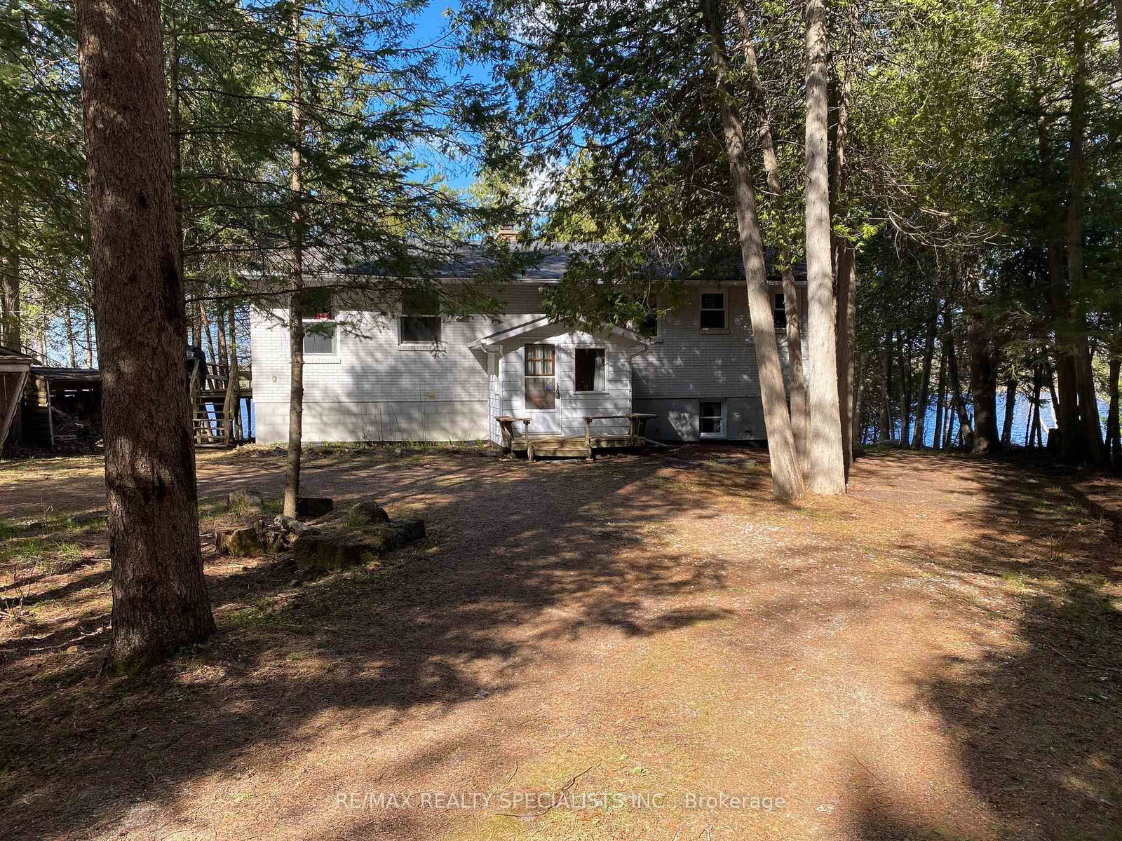 Listing Image 5