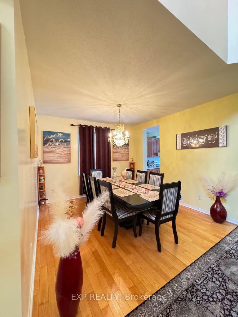 2086 Ricardo St photo 4