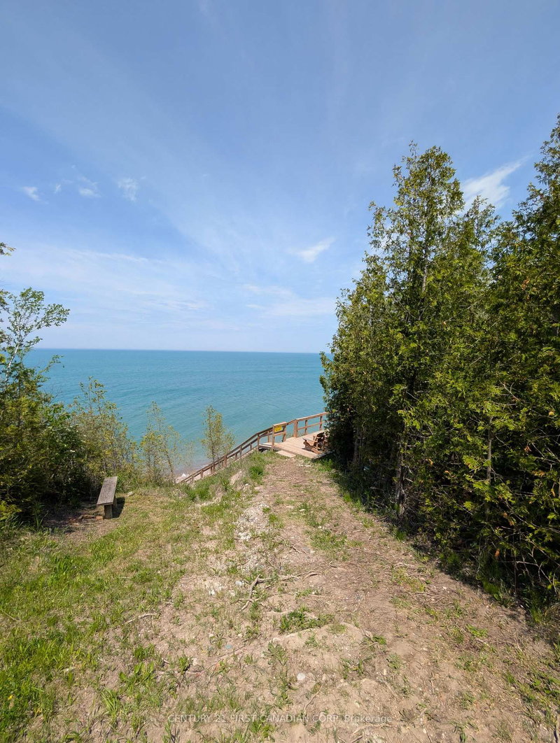 47 - 79681 Bluewater Highway