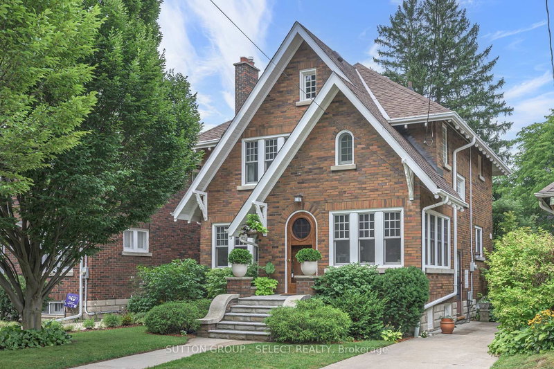 17 Willingdon Avenue
