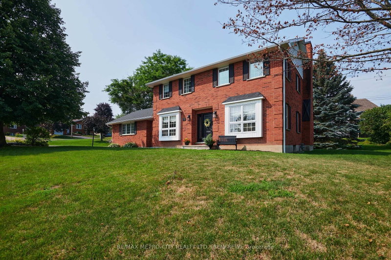 98 Erindale Avenue