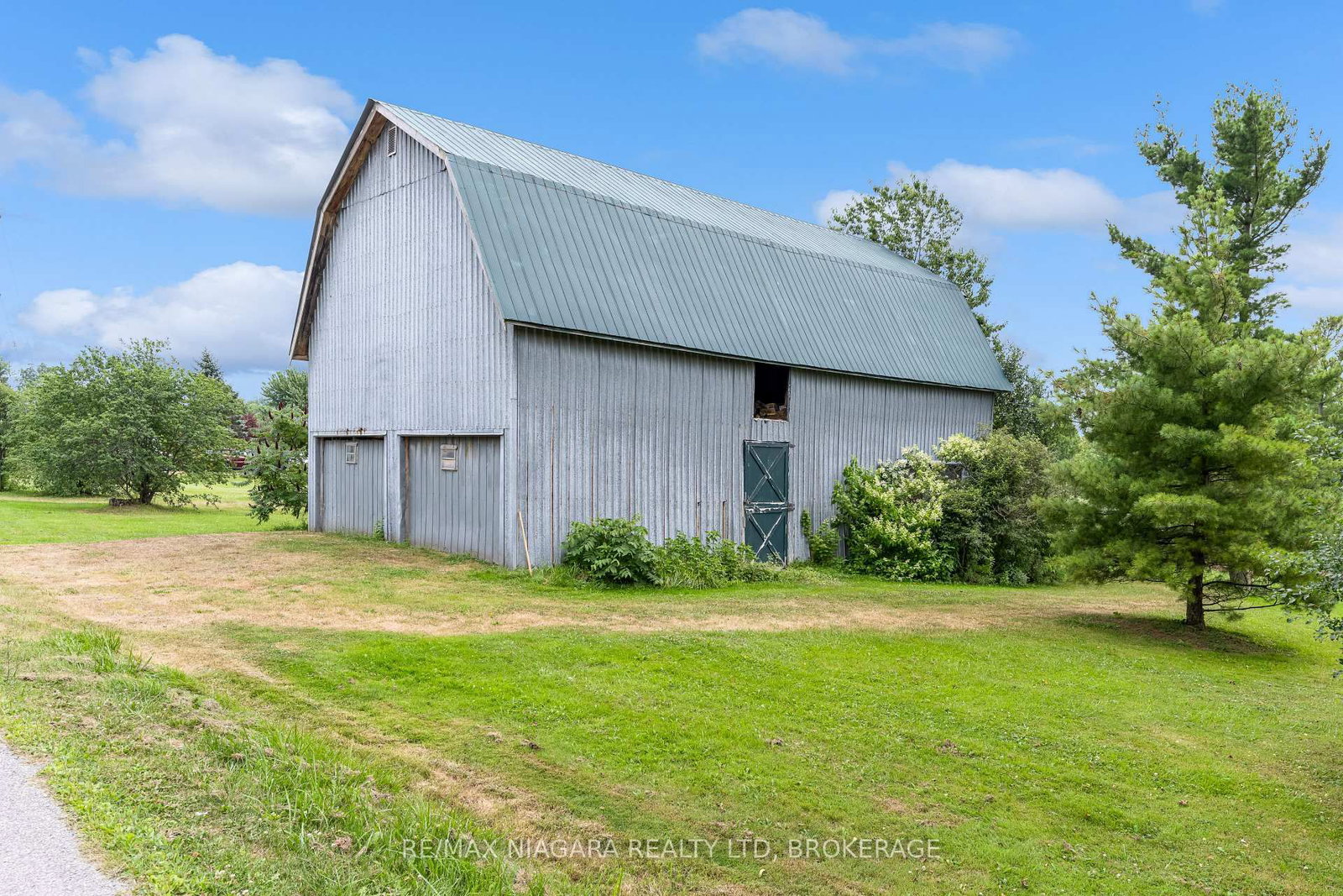 3847 Bertie Street • Fort Erie, ON photo 36