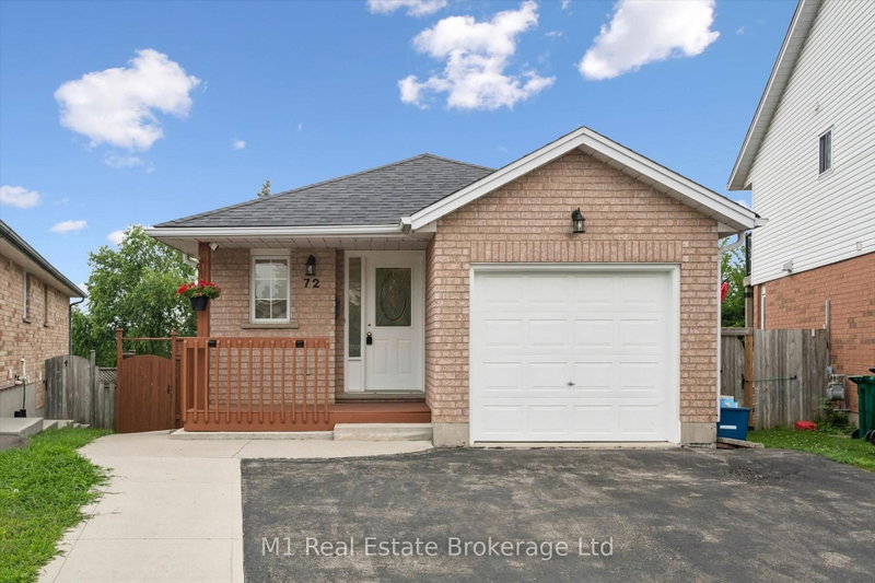 72 Orchid Crescent
