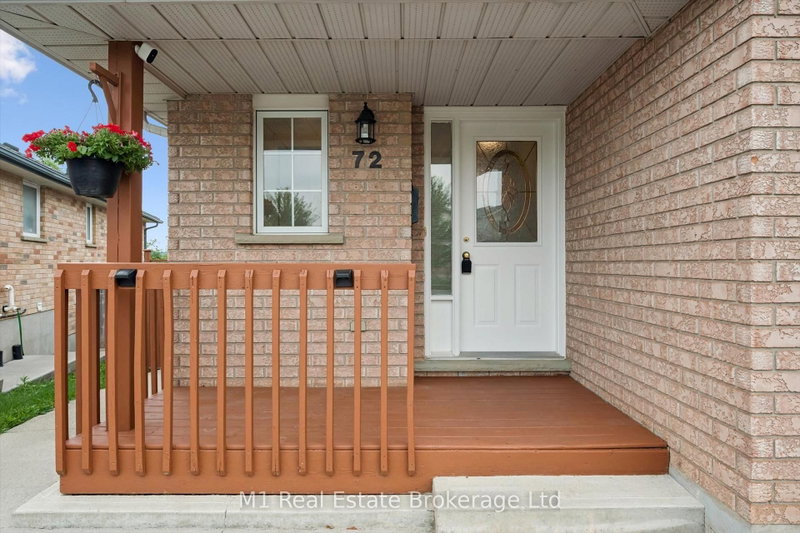 72 Orchid Crescent