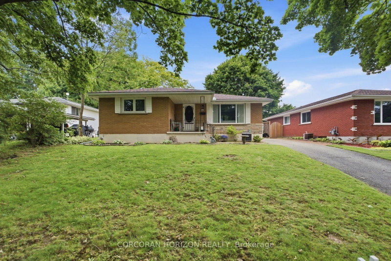 13 Mackay Avenue