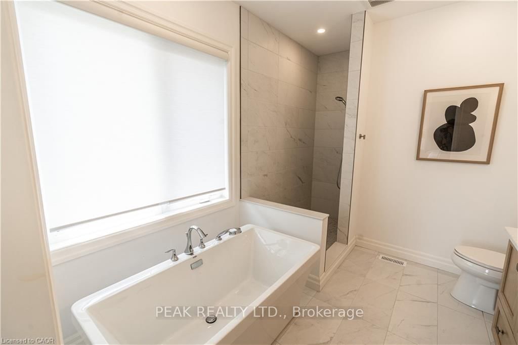Detached House for sale at 21 Hudson Drive, Brant, Ontario, N3T 0V6 - Brantford Twp - MLS: X13615744