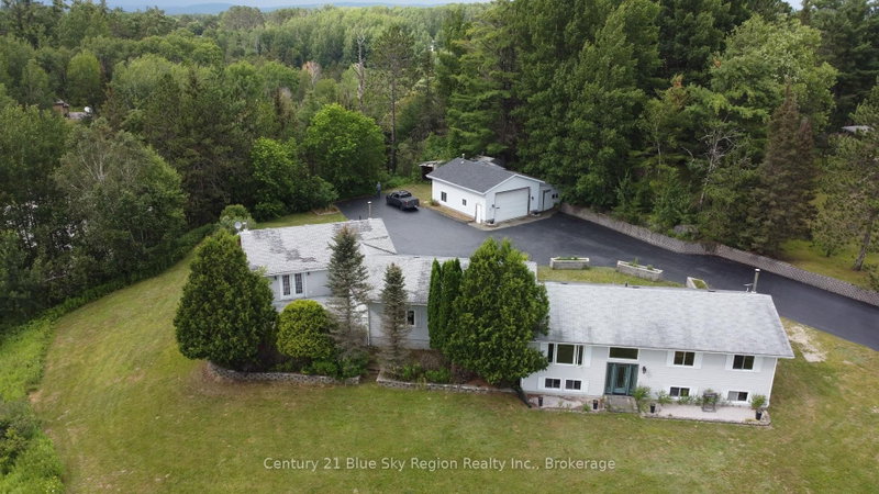 25 Meadow Drive
