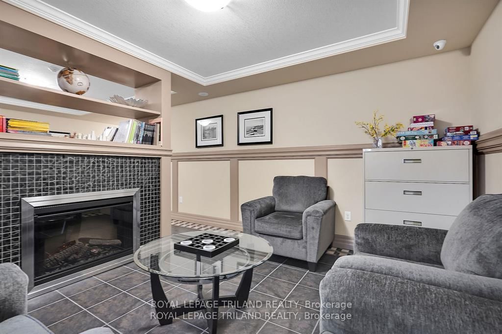1030 Coronation Drive • #111 • London North, ON photo 29