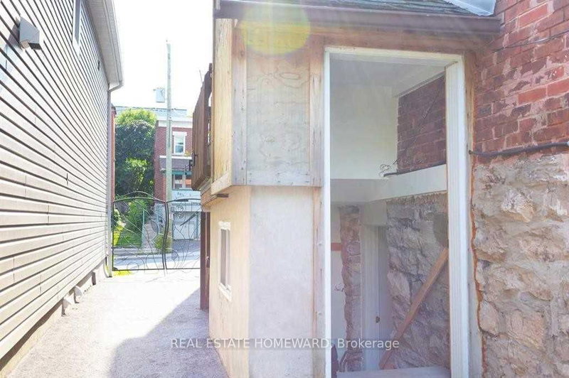 Lower - 81 Sweetland Avenue