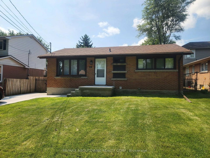 Lower - 26 Grandfield Street