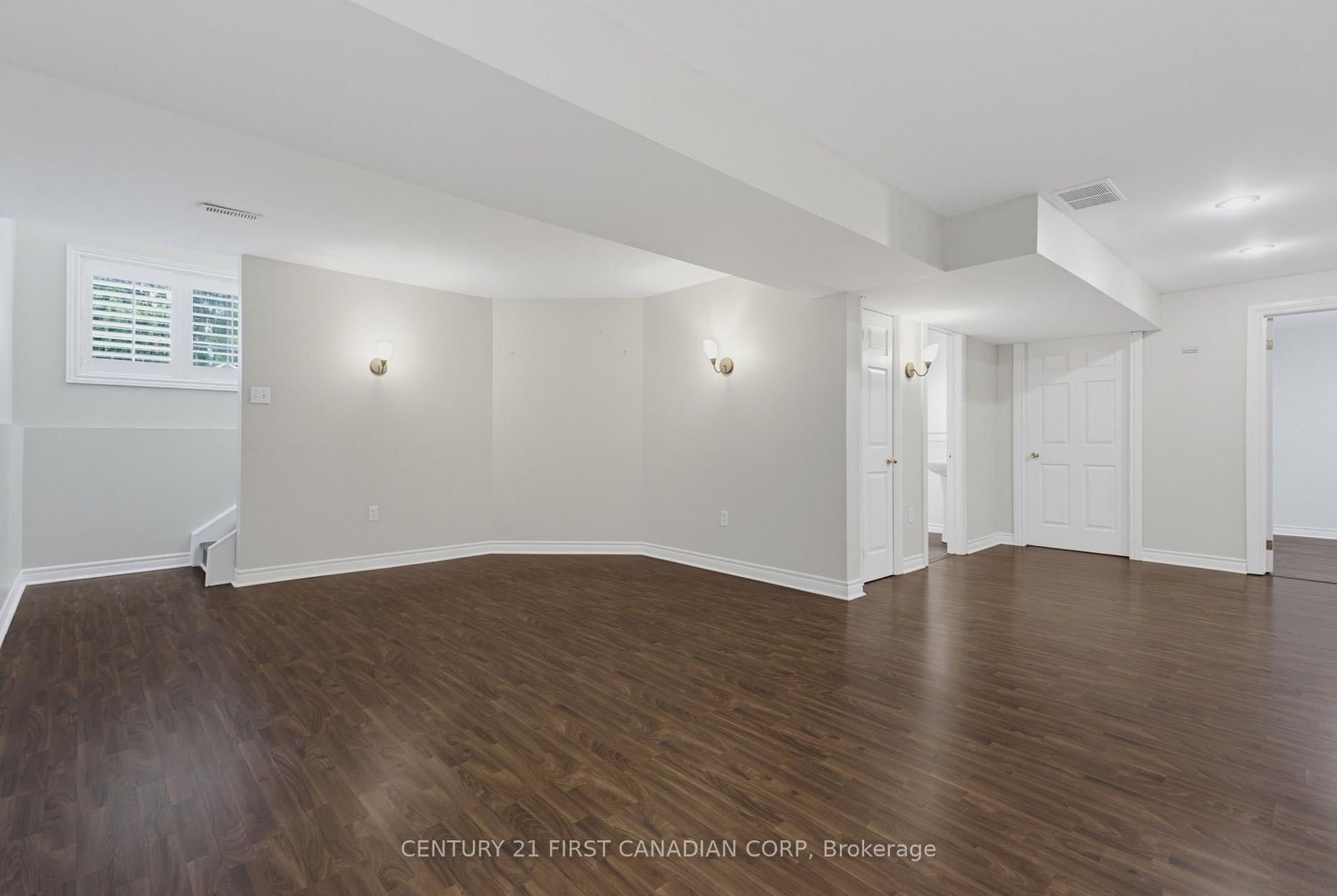 189 GIBSON Crescent • Lucan Biddulph, ON photo 23