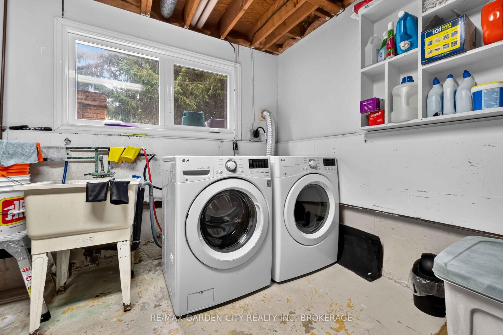 Listing Image 33