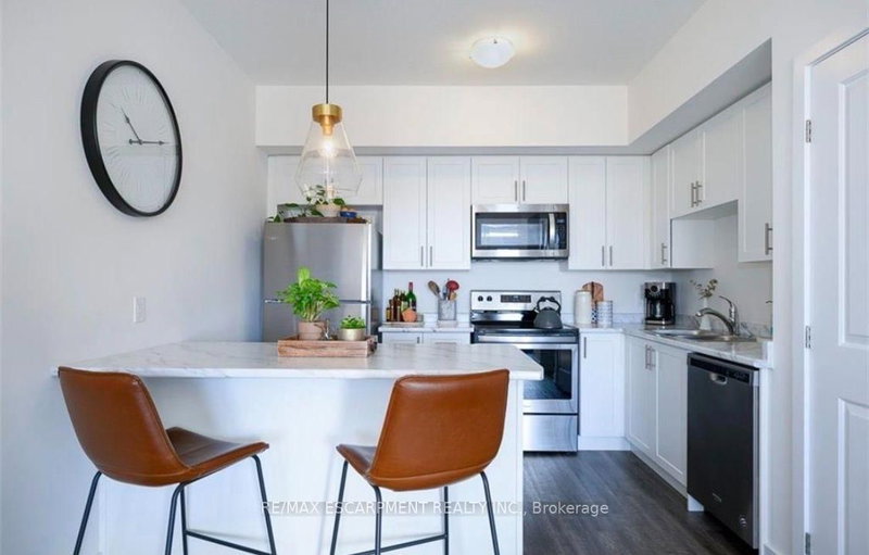 14 - 261 SKINNER Road