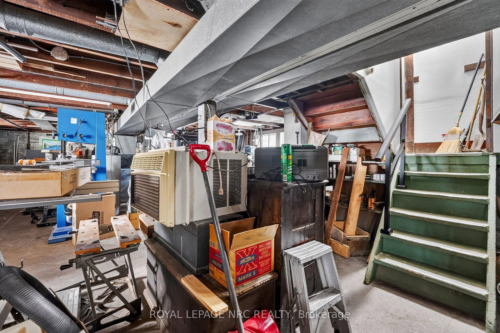 301 Dufferin Street • Fort Erie, ON photo 35
