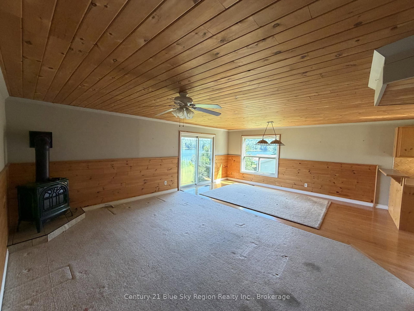 24 Beaverland Road • Unorganized Townships, ON photo 21
