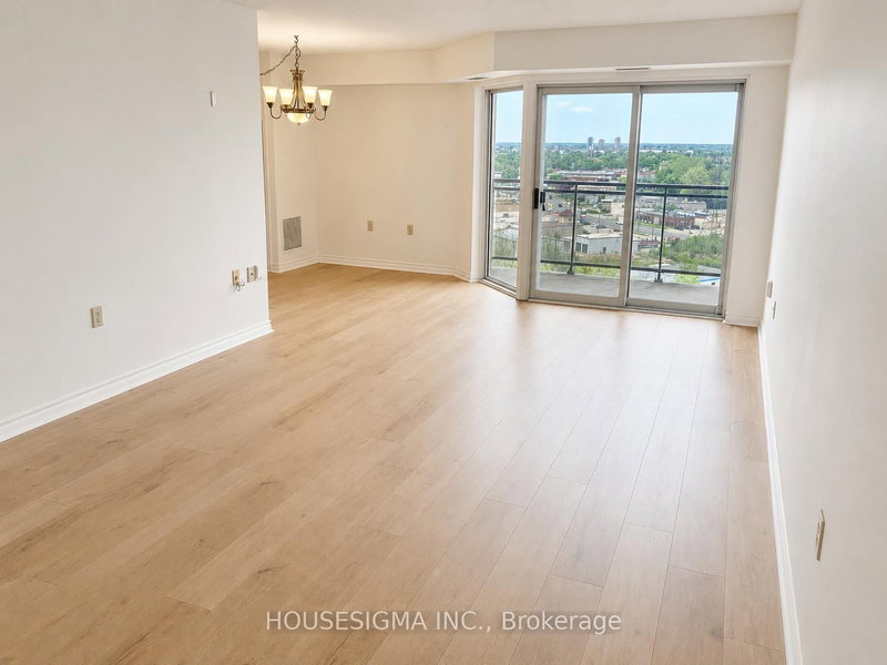 1203 - 860 Commissioners Road E