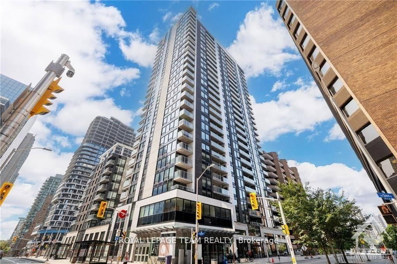 1803 - 340 Queen Street