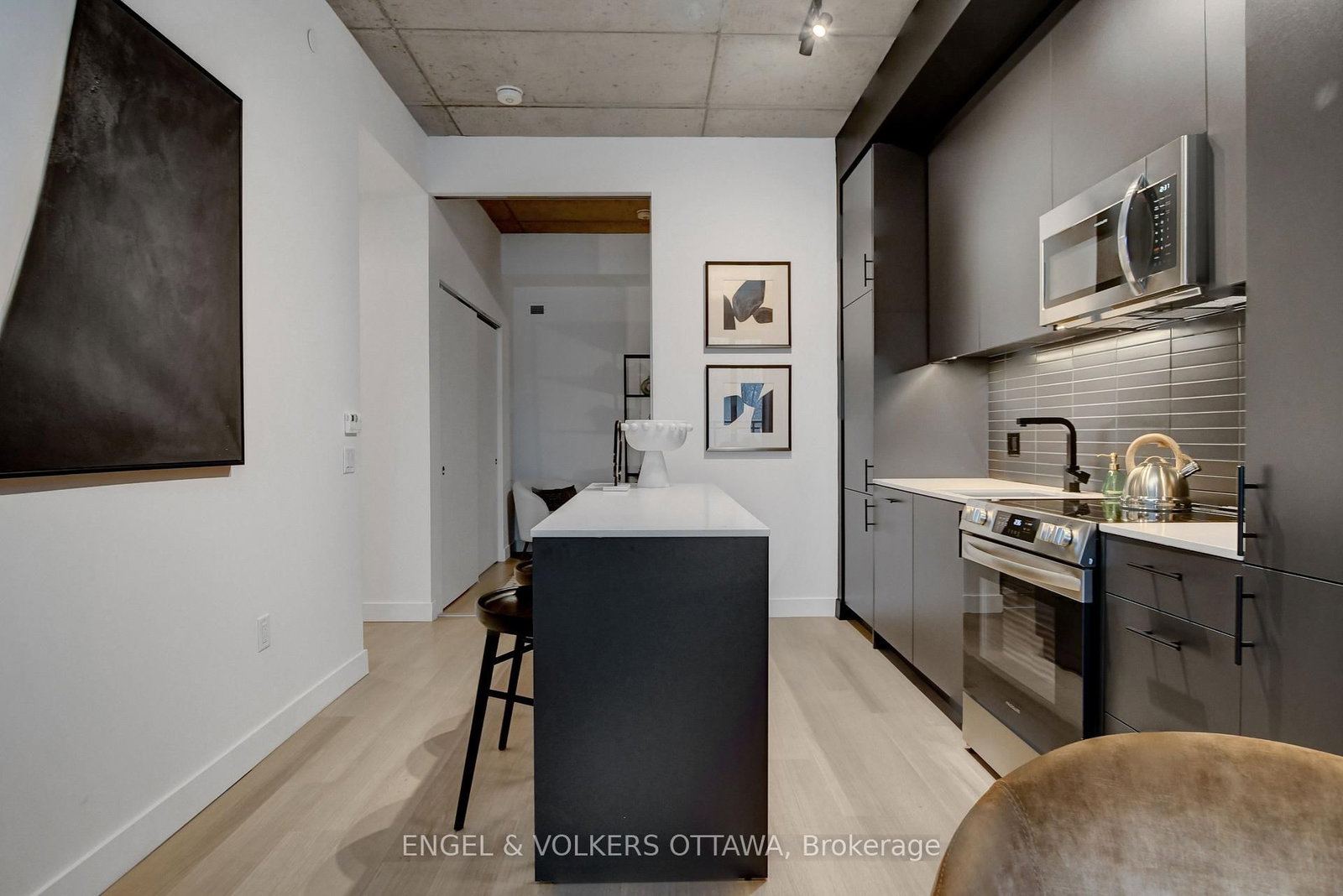 Condo for sale at 217-10 James Street, Ottawa, Ontario, K2P 1T2 - Ottawa Centre - MLS: X13617536
