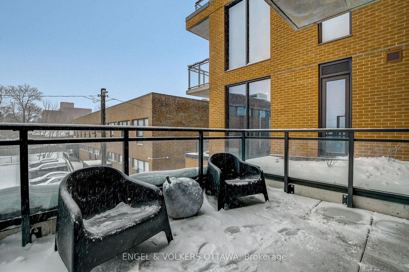 Listing Image 32